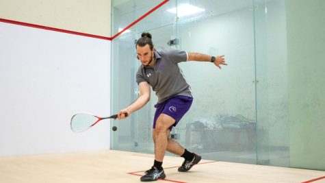  Chatham squash player Vinicius Ennius Muniz ‘22 plays in a recent game against Franklin & Marshall College during the weekend of Jan. 22-23. Photo Credit: Chatham Athletics